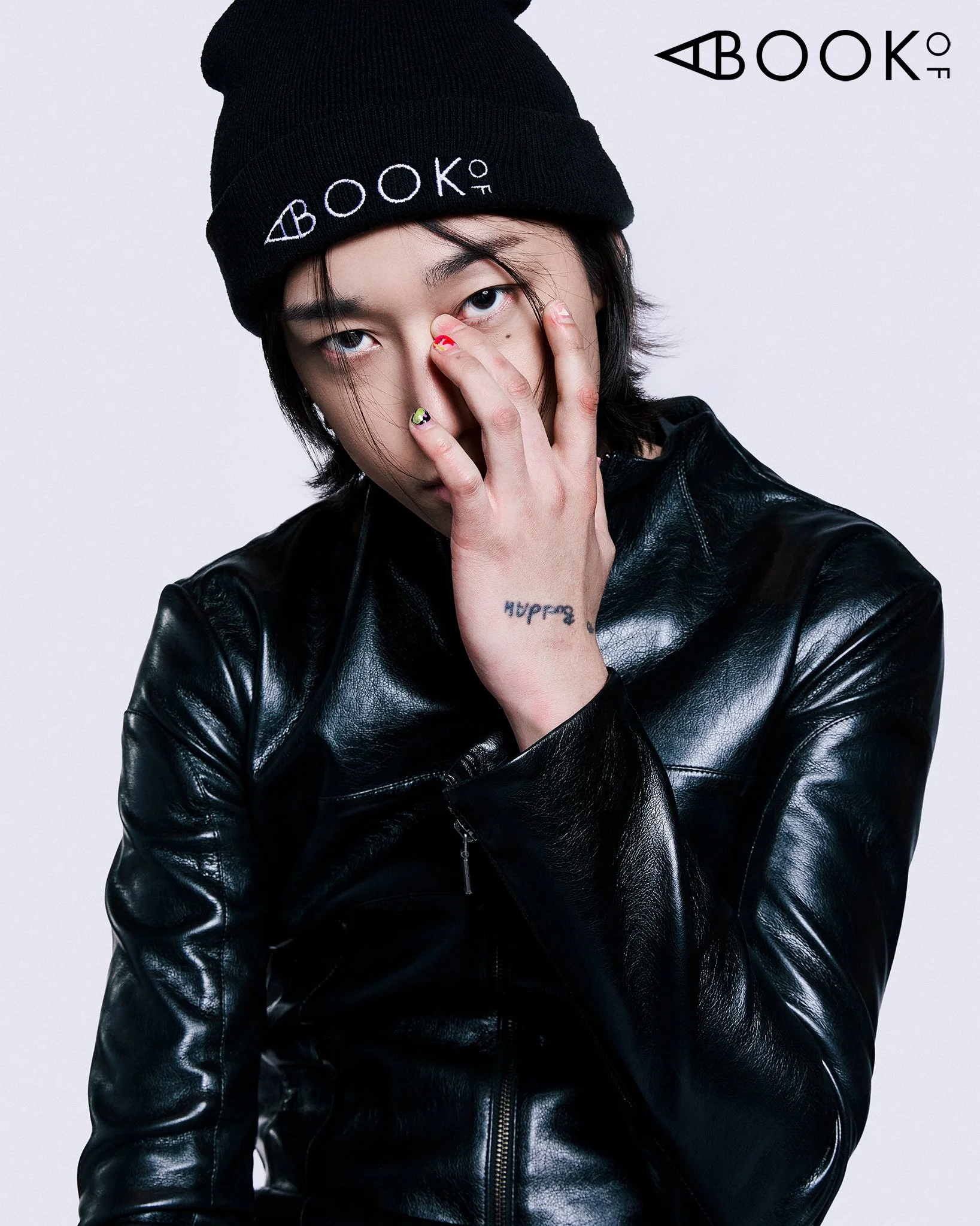 フルジップブルゾンLoren様 LOUDER, SHARPER, AND UNAPOLOGETICALLY LØREN — A BOOK OF MAGAZINE